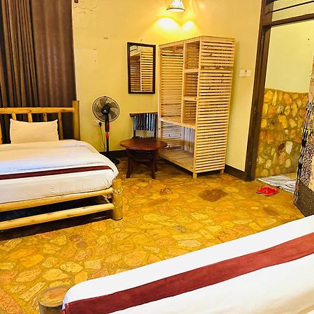 Afro Smile Hotel & Guest House جينجا المظهر الخارجي الصورة