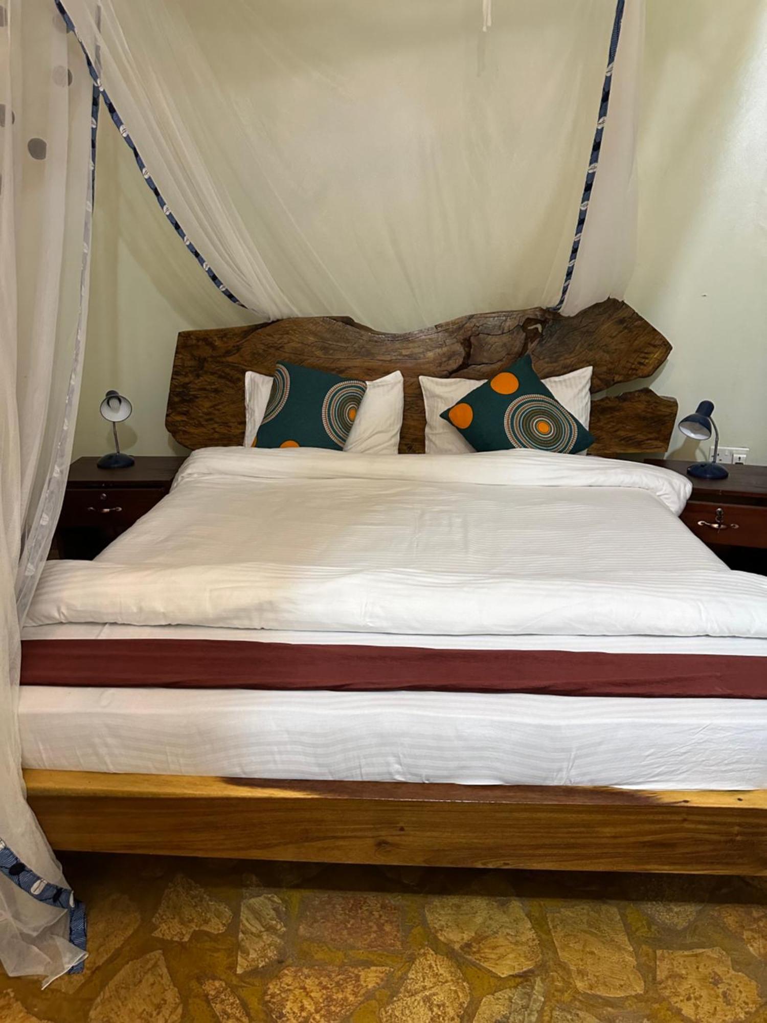 Afro Smile Hotel & Guest House جينجا المظهر الخارجي الصورة