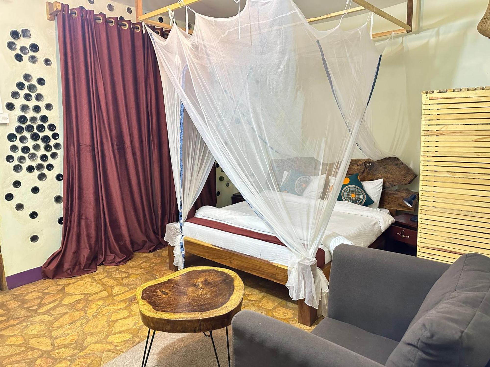 Afro Smile Hotel & Guest House جينجا المظهر الخارجي الصورة