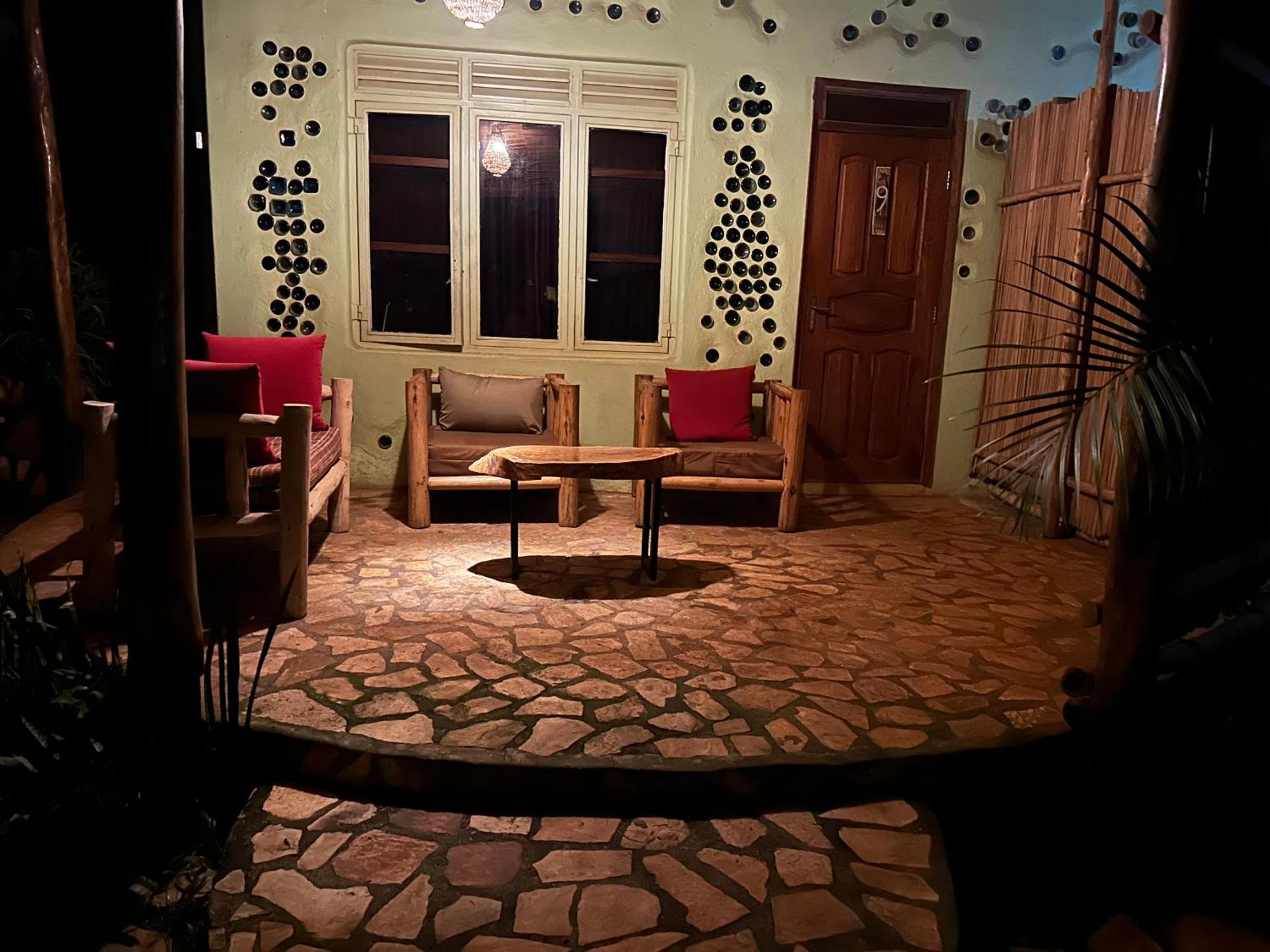 Afro Smile Hotel & Guest House جينجا المظهر الخارجي الصورة