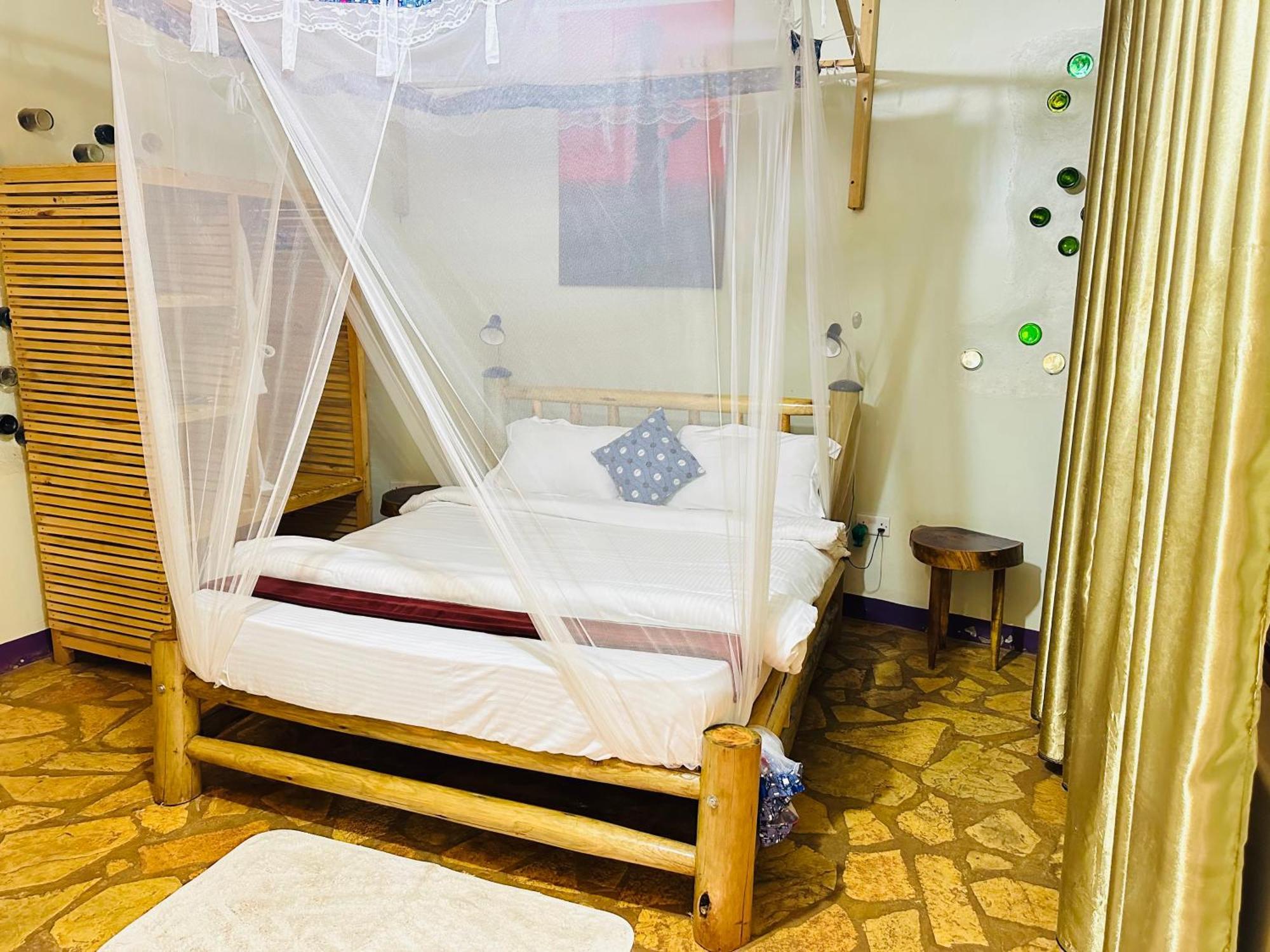 Afro Smile Hotel & Guest House جينجا المظهر الخارجي الصورة