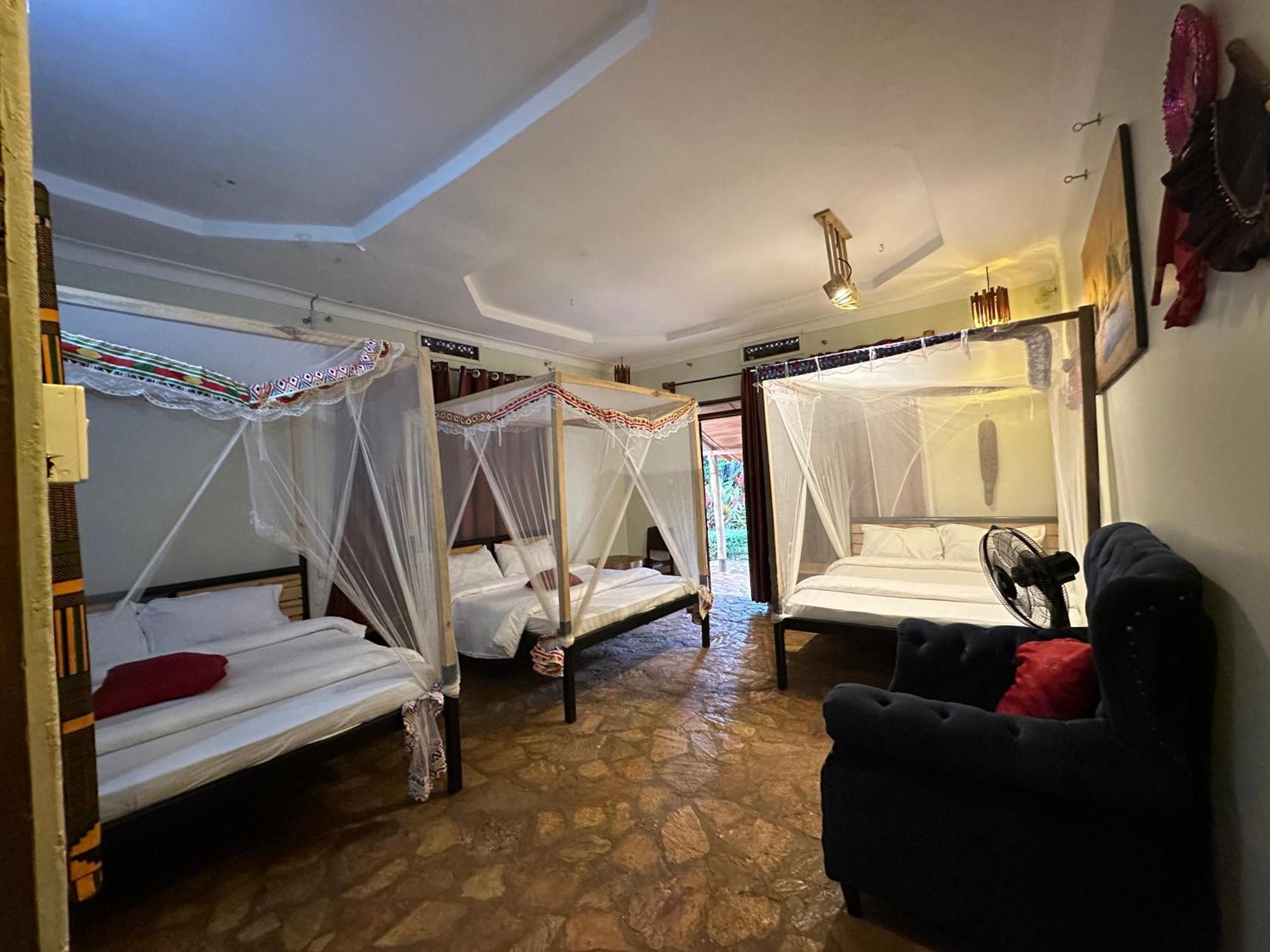 Afro Smile Hotel & Guest House جينجا المظهر الخارجي الصورة